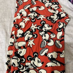 Disney LLR Leggings -TC- Worn once